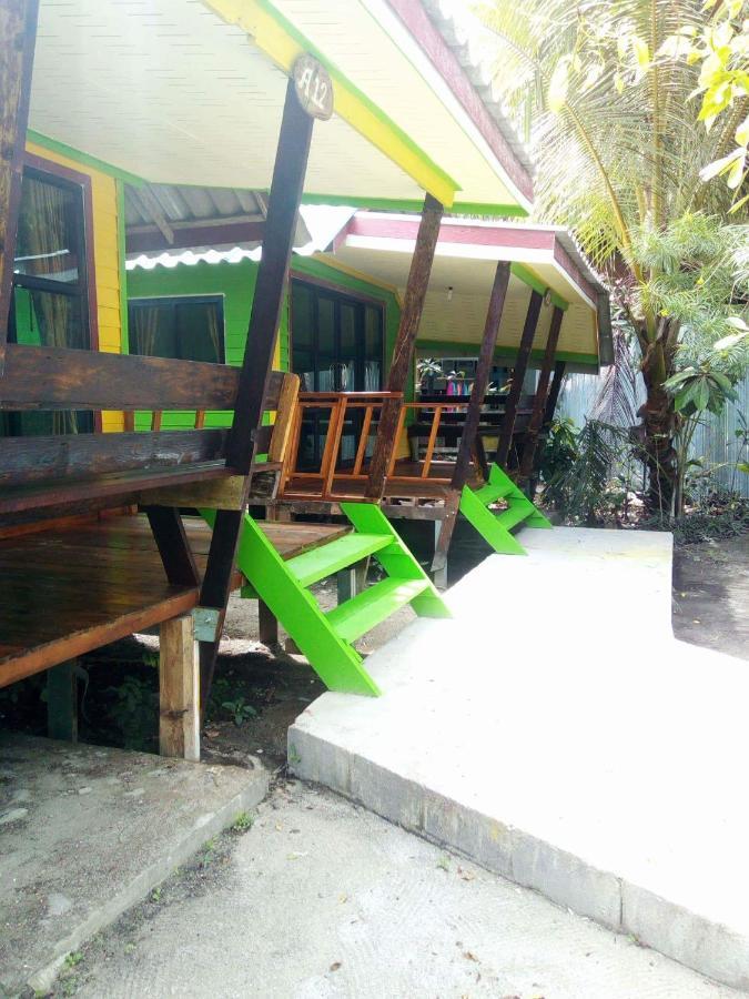 Daya Resort Ko Lipe Bagian luar foto